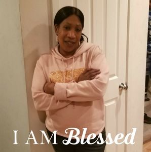 Meet your Posher, Faye